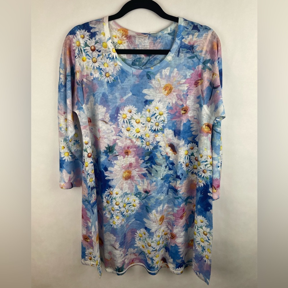 *NWT* Dizzy Daisy Fit and Flare Tunic Top - Picture 2 of 6